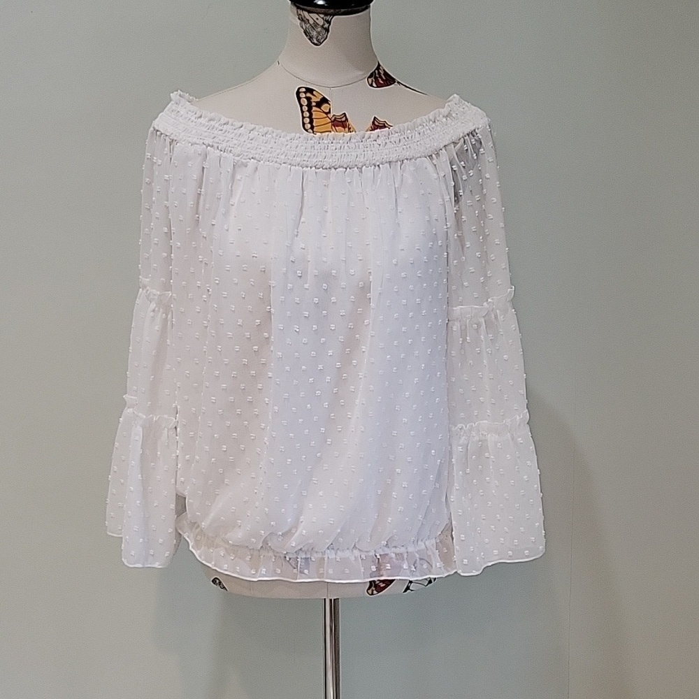 KIRUNDO white peasant top Sheer bell sleeves. Elastic waist. Textured polka dots